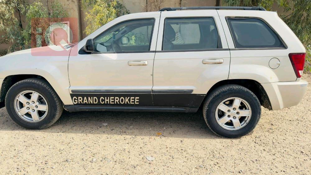 جيب جراند شيروكي